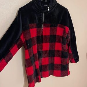 Women’s soft flannel quarter zip